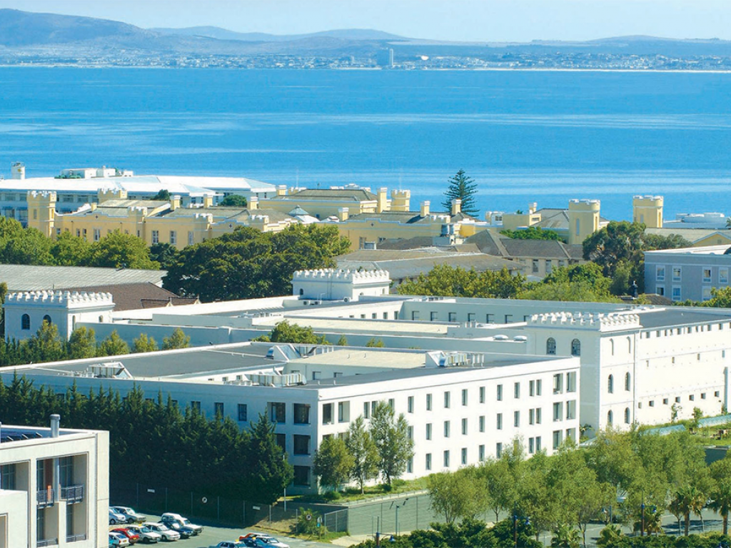 The latest ranking of customised programmes from the Financial Times shows the UCT GSB is leading in Africa.